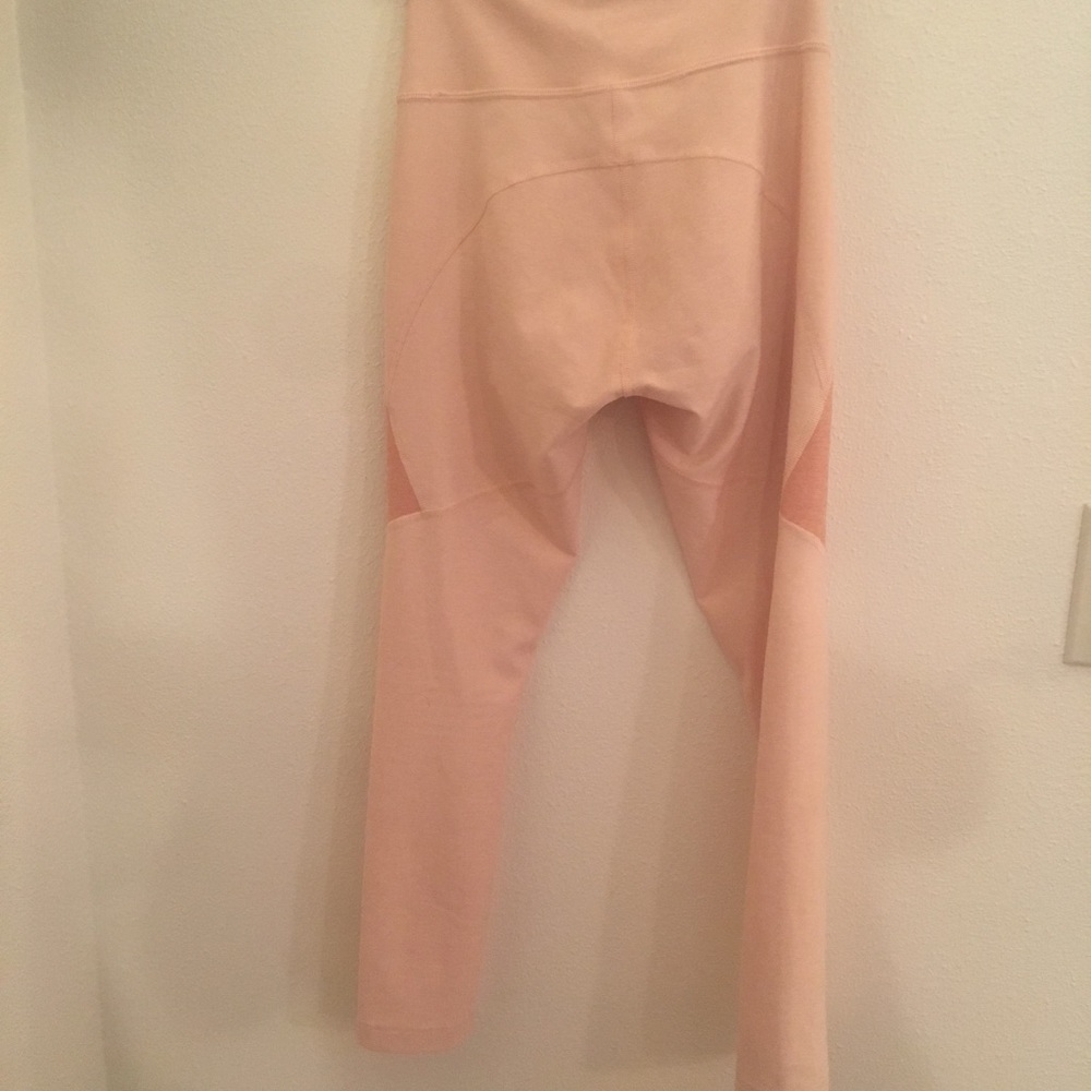 Outdoor voices pink warm up legging - Picture 4 of 6
